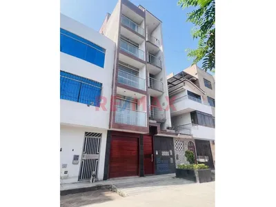 🔥 ¡Oportunidad De Estreno En Carabayllo / Límite Con Comas! Flats De 92 M² A Precio De Ocasión — Desde $ 59,000 A Minutos De Av. Universitaria, Av. Trapiche, Av. Cóndorcanqui Y Av. Chimpu Ocllo. Cerca De Comercios, Transporte Y Servicios Clave.