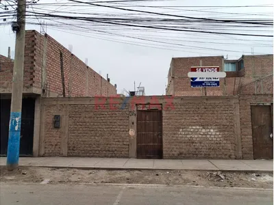 🏡 ¡Oportunidad De Inversión! Se Vende Casa Como Terreno En Carabayllo