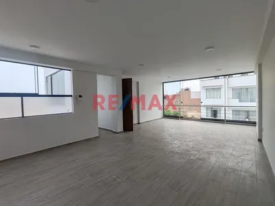 Venta de Departamento en Santiago de Surco - Lima 3 Dormitorios