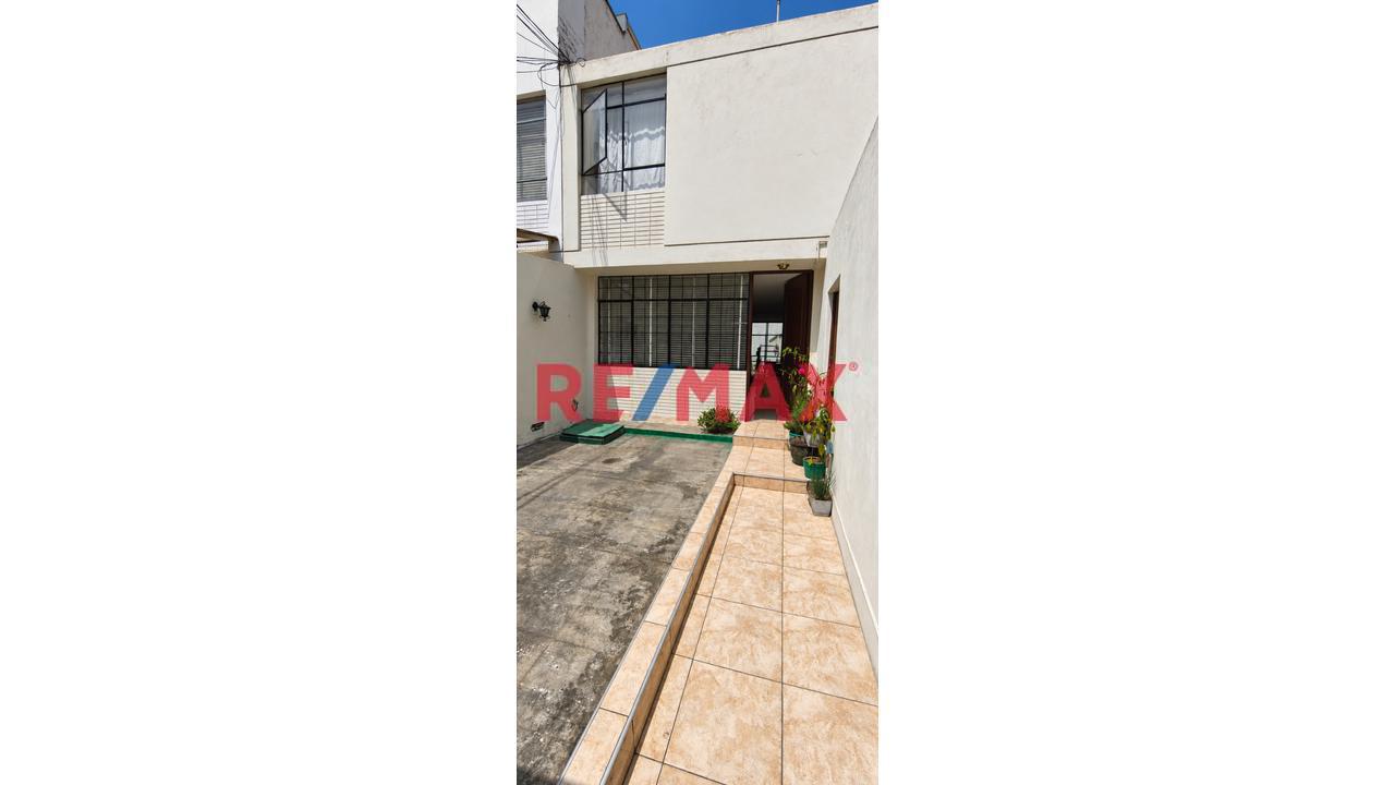 Venta Casa San Miguel 2 Pisos