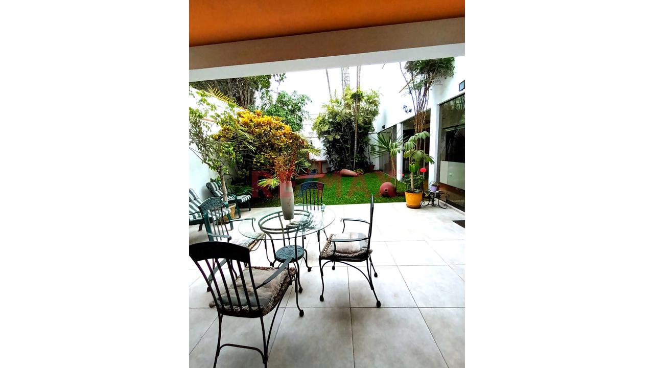 Vendo Departamento Todo El Primer Piso Con Terraza Y Jardín San Isidro