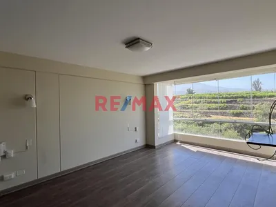 Departamento En Venta En Valle Escondido: Amplitud, Exclusividad Y Una Vista Inigualable A La Campiña Y Volcanes