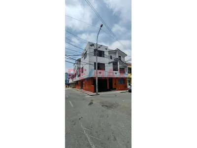 Se Vende Amplio Departamento En 2Do Piso