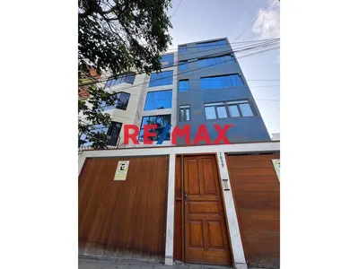 Venta De Departamento En Mayorazgo 5Ta Etapa Limite Con La Molina