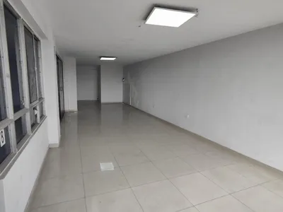 Alquiler de Oficina en Ate - Lima 0 Dormitorio 