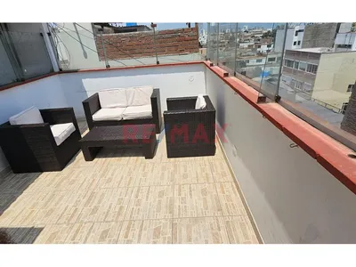 Alquiler De Amplio Departamento Triplex 5 Habitaciones