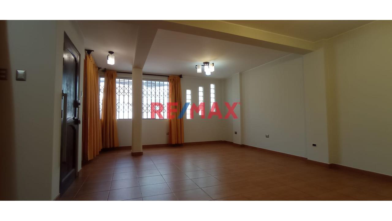 Amplio Departamento De 160 Mt Urbanización El Olivar ,Callao
