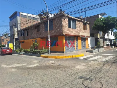 Venta De Casa De 15O M2 En Comas