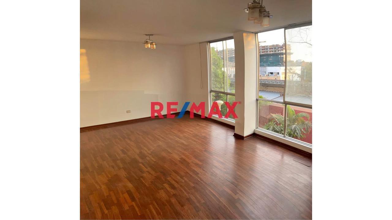 🏡✨ ¡Vive En Una De Las Zonas Más Privilegiadas De San Borja!