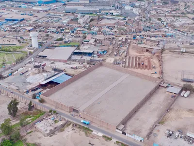 Alquiler De Local Industrial - Calle Jacaranda - Lurigancho - Huachipa