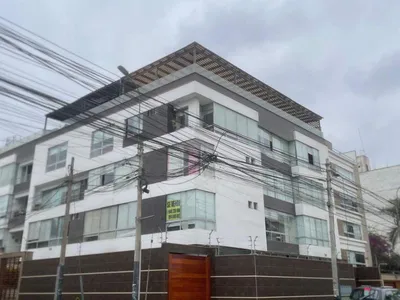 Venta de Departamento en Santiago de Surco - Lima 3 Dormitorios