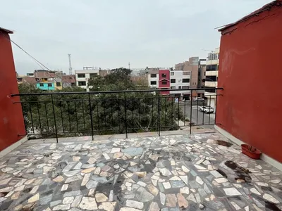 Venta de Casa en Lurigancho - Lima 18 Dormitorios 