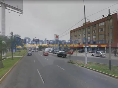 Venta de Local Comercial en La Molina - Lima 0 Dormitorio 