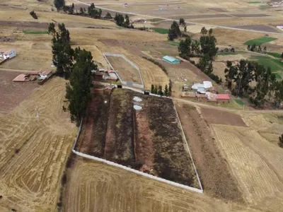 Venta de Terreno Agrícola en Chinchero - Urubamba 1 Dormitorio