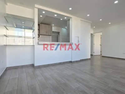 Alquiler De Departamento En 3Er Piso - San Miguel