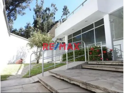 🏡✨ Casa En Cercado De Arequipa – Frente A Parque ✨🏡