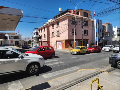 Haz Crecer Tu Negocio En El Corazón De Cayma - Plena Avenida Y Esquina