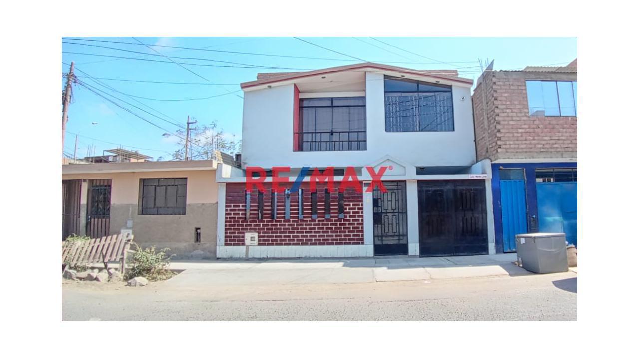 Se Vende Hermosa Casa De 2 Pisos En Ventanilla