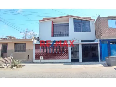 Se Vende Hermosa Casa De 2 Pisos En Ventanilla
