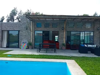 Casa en venta · Asia · 120 m², 3 dorm.