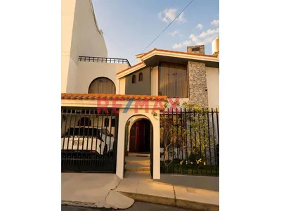 Vendo Casa En Cayma Urb Cerrada