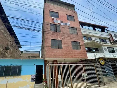 Venta de Casa en Villa María del Triunfo - Lima 15 Dormitorios 