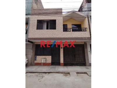 Casa De 2 Pisos + Azotea En Alquiler – San Juan De Lurigancho