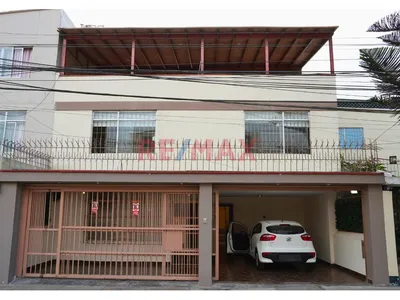 🏡 ¡Amplia Casa En Una Zona Exclusiva De San Miguel!
