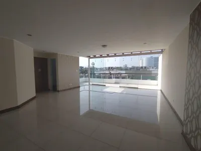Departamento en venta · Calle la Emancipación, Santiago de Surco · 404 m², 4 dorm.