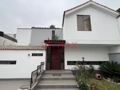 Casa en venta · Estructurales 144, La Molina · 222 m², 4 dorm.