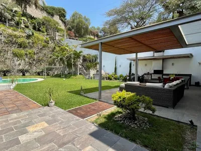 Casa en venta · Calle el Cerrillo 1, La Molina · 600 m², 4 dorm.