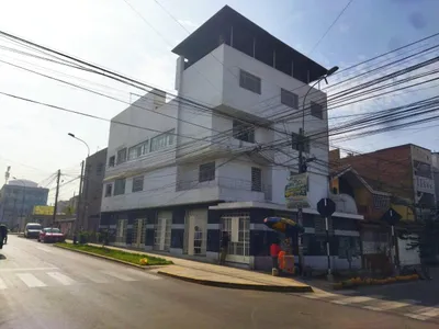 Venta de Casa en Ate - Lima 15 Dormitorios