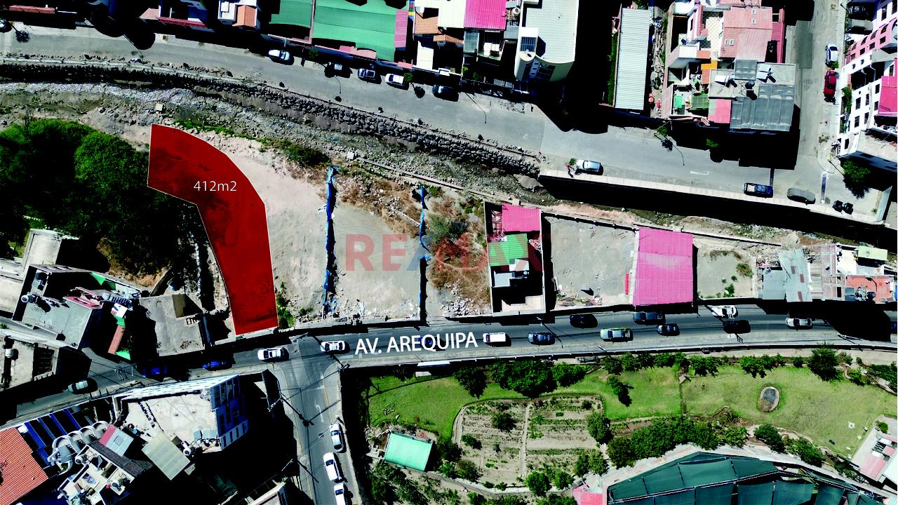 ¡Gran Oportunidad De Inversión Se Vende Amplio Terreno En Cerro Colorado!