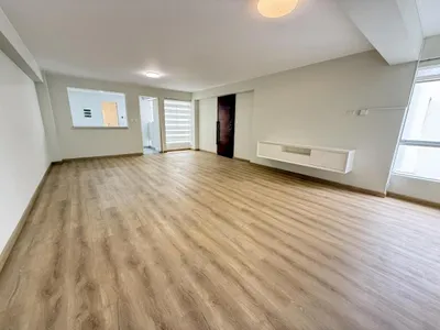 Venta de Departamento en Santiago de Surco - Lima 3 Dormitorios
