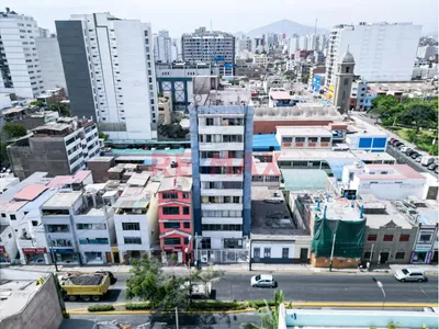 En Venta Local Comercial En Plena Avenida En Lice