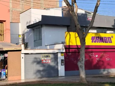 Alquiler de Local Comercial en Chorrillos - Lima 0 Dormitorio 