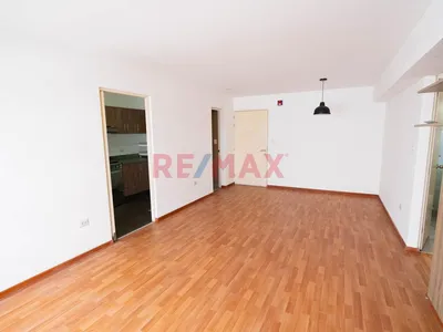 Vive En La Aurora Este - Surquillo!.. Alquila Exclusivo Departamento En Edificio Club House + Estacionamiento