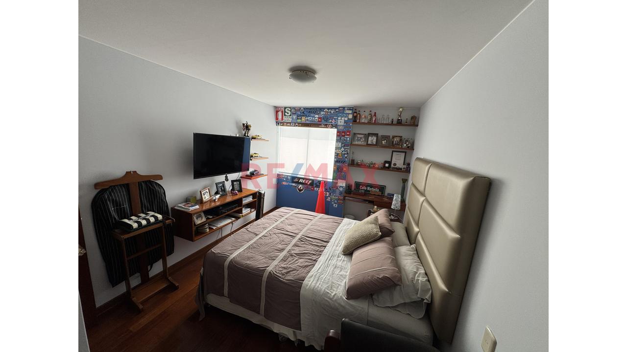 Exclusivo Departamento Duplex Chacarilla  270 Metros