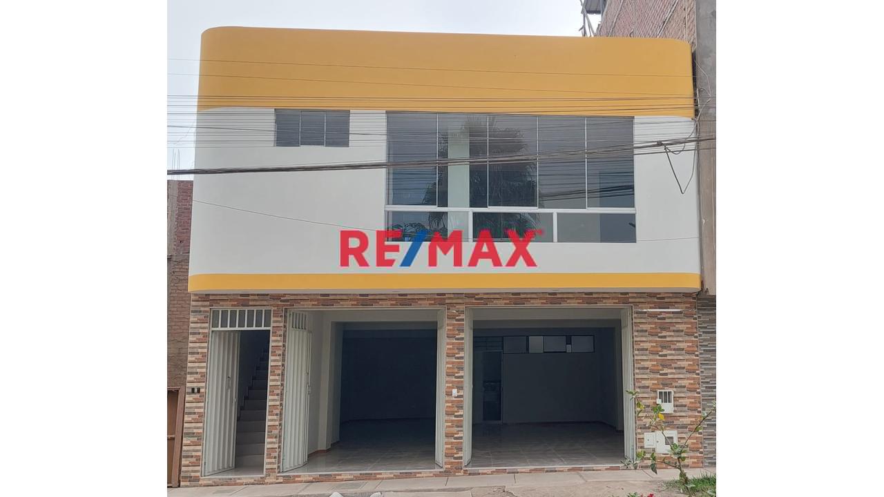 Oportunidad: Casa + 2 Locales Comerciales En Puente Piedra