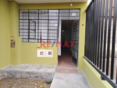 Se Alquila Local Comercial  De 80 M2  Primer Piso En Comas