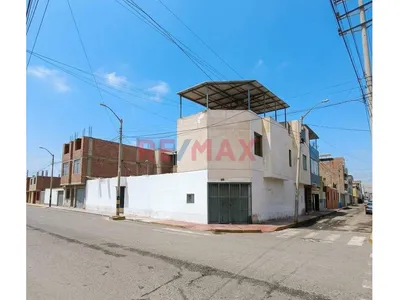 Se Vende Casa En Esquina