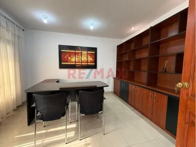 Alquiler de Casa en San Isidro - Lima 3 Dormitorios 