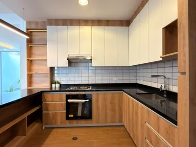 Casa 3 dorm. 192 m²
