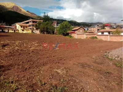 🏡✨ ¡Oportunidad Única En San Sebastián! Tu Terreno Ideal Te Espera En Urb. Tikapata ✨🏡