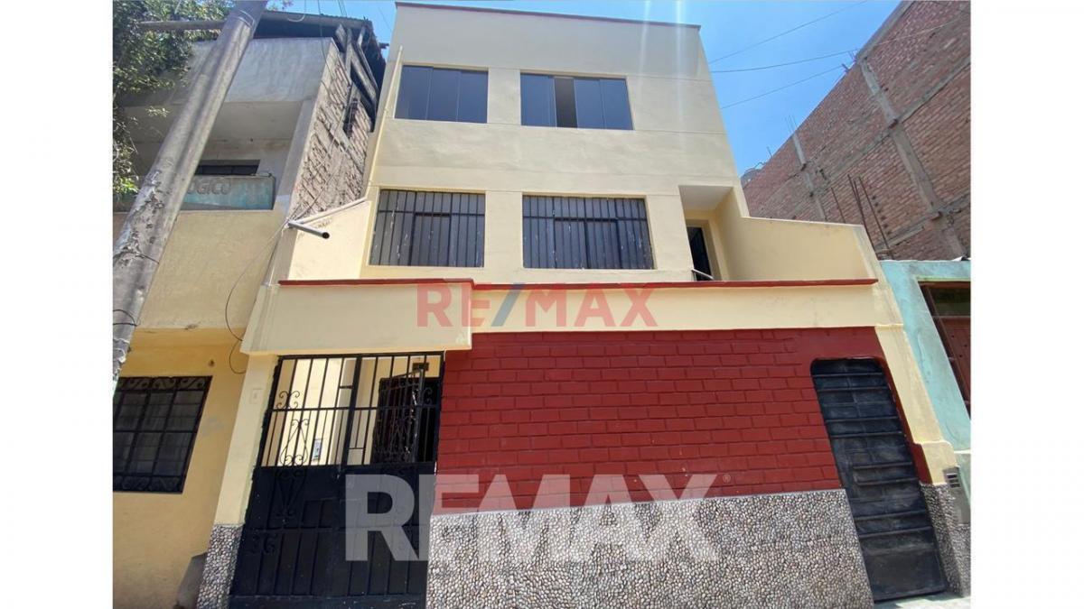 Venta de Casa en Lurigancho - Lima 9 Dormitorios 