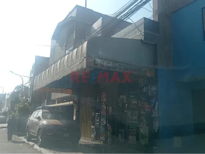Venta De Casa / Local Comercial