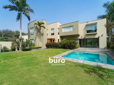 Venta de Casa en La Molina - Lima 6 Dormitorios