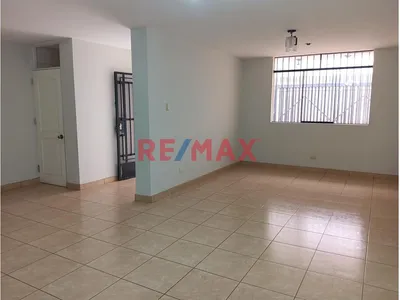 Se Vende Casa En Urbanizacion Palomino Callao