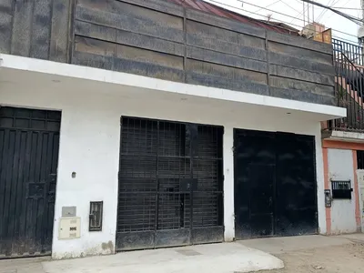 ¡OPORTUNIDAD ÚNICA! Casa de 160 m² como terreno – Documento al 100% y Servicios