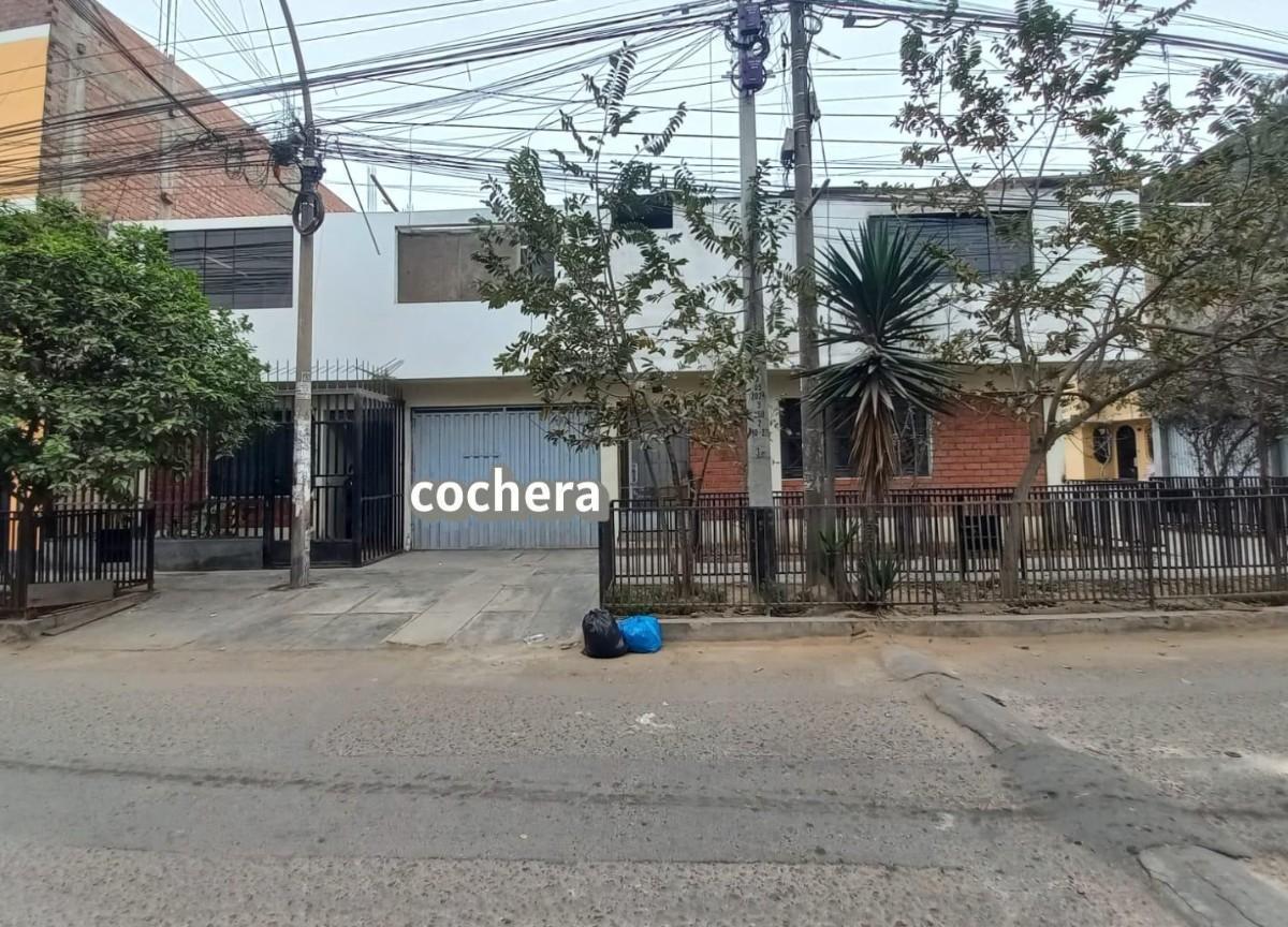 Venta de Casa en Lurigancho - Lima 6 Dormitorios 